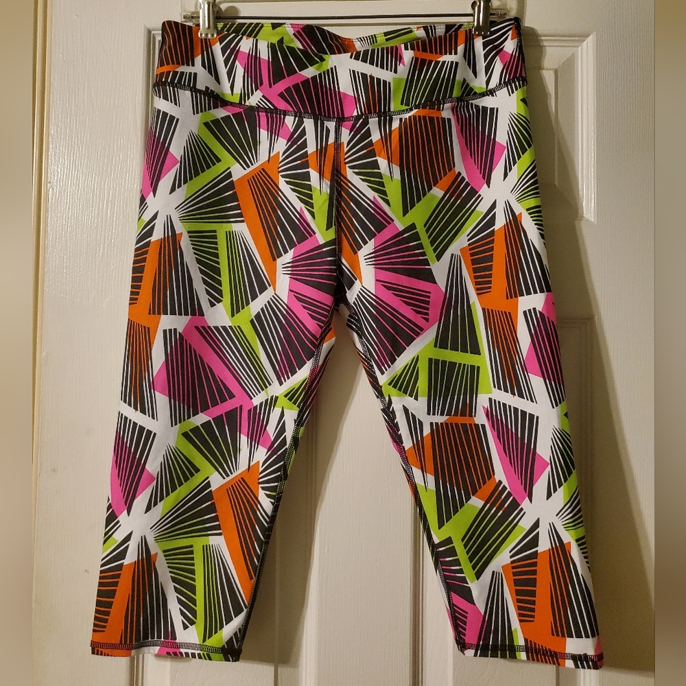 Fabletics knee length leggings